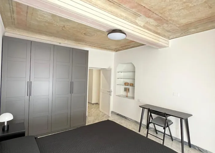 Apartment In Center *